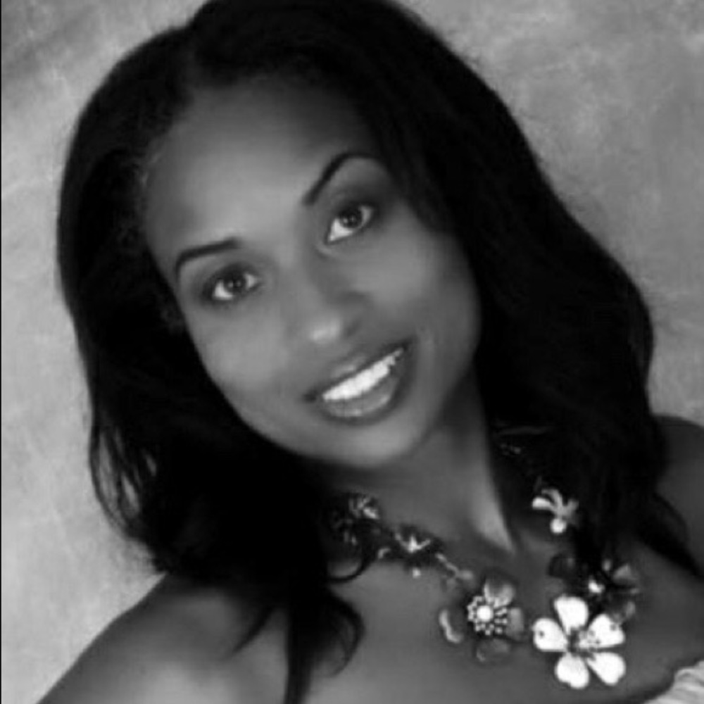 Meet your Posher, Dionne